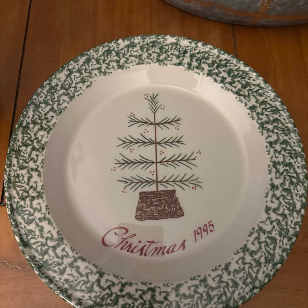 Christmas Tree Design Plate Henn Workshop